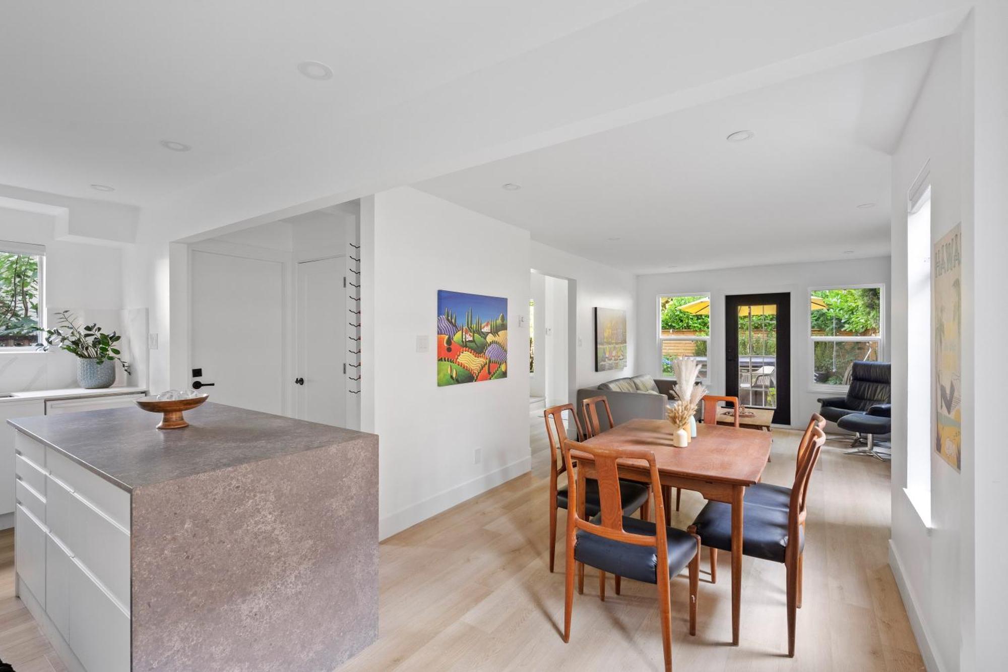 Modern Kitsilano 2 Bedroom Home With A Hot Tub Vancouver Exterior photo