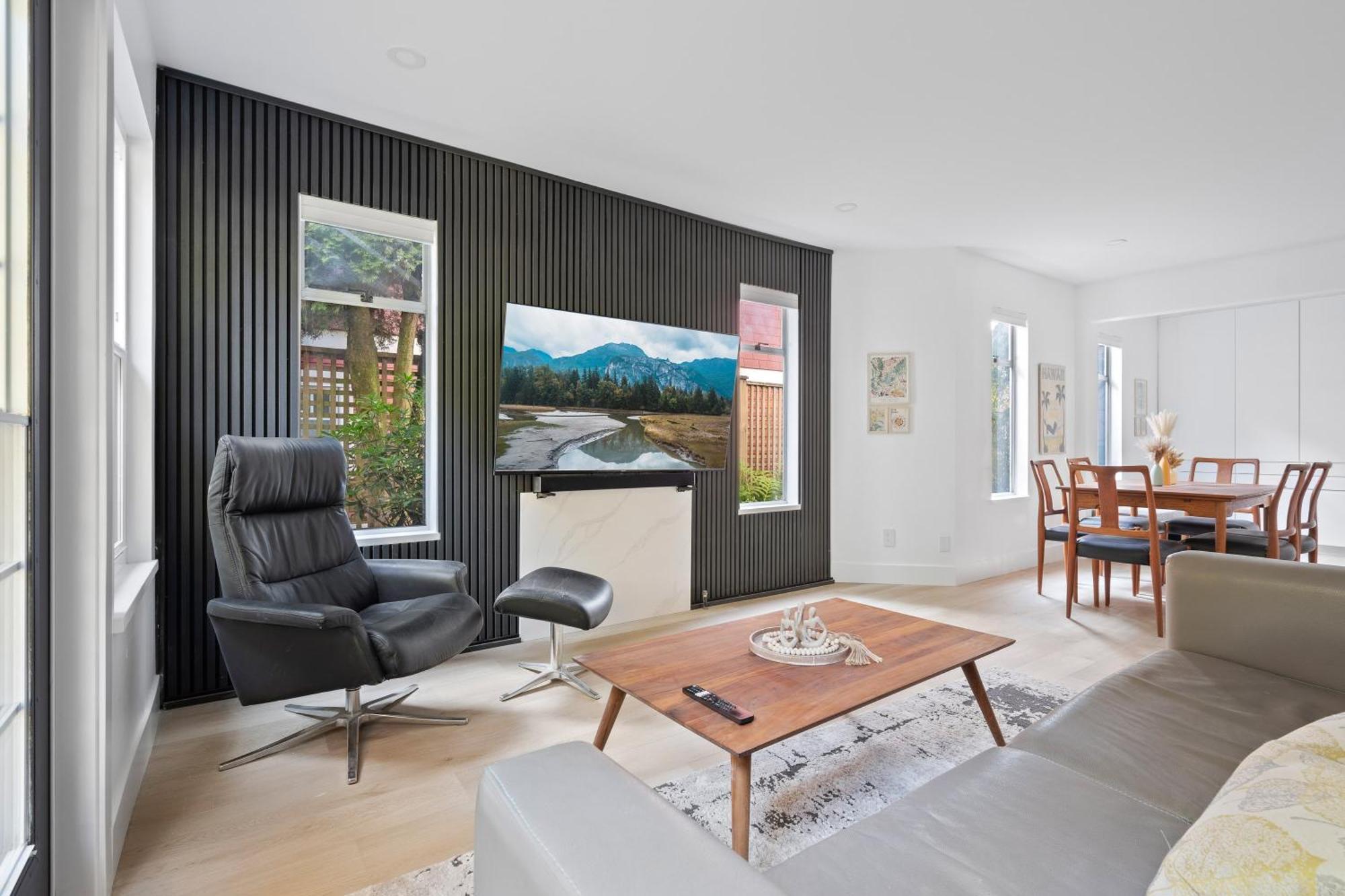 Modern Kitsilano 2 Bedroom Home With A Hot Tub Vancouver Exterior photo